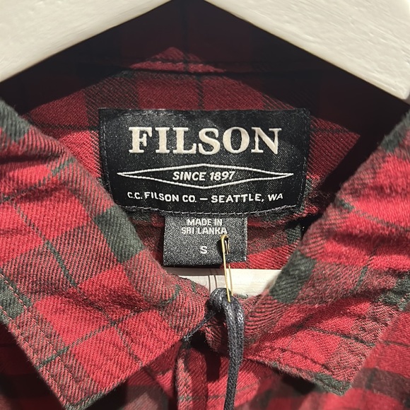 Filson Lightweight Alaskan Guide Shirt (Oxblood/Blk) - Picture 3 of 9